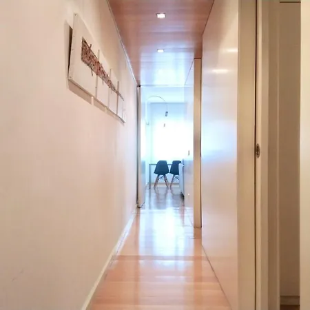 Comfortable Central Space דירה